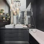 아파트 Beautiful With Spacious Balcony By Renters *