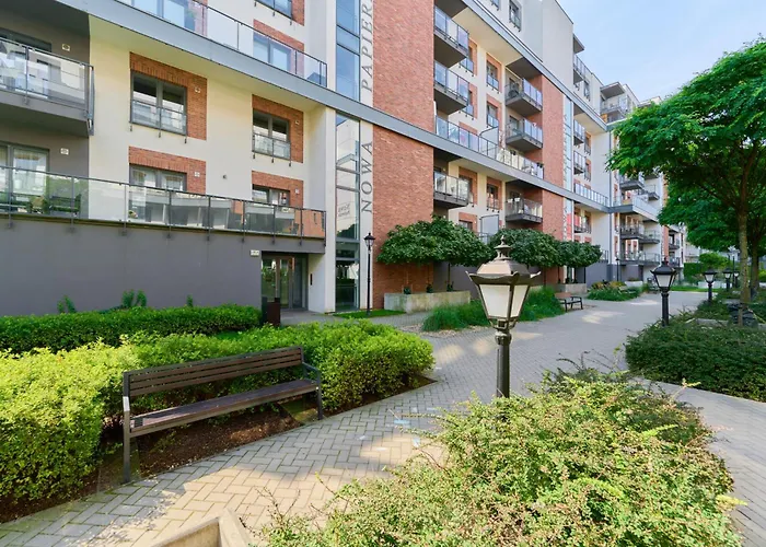 Beautiful With Spacious Balcony By Renters * Wrocław