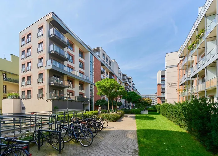 Beautiful With Spacious Balcony By Renters Appartement Wrocław